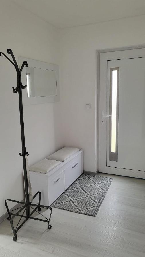 Apartman S Bazenem A Saunou Kadaň Exterior foto