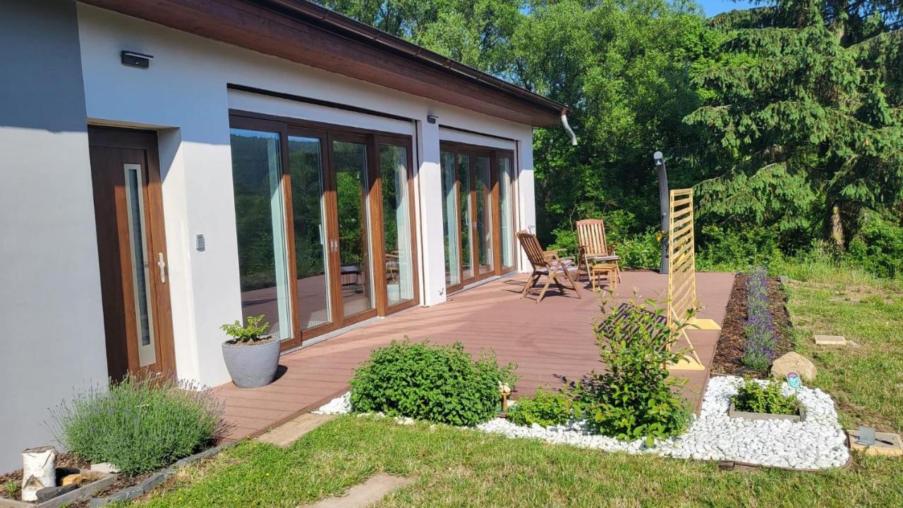 Apartman S Bazenem A Saunou Kadaň Exterior foto