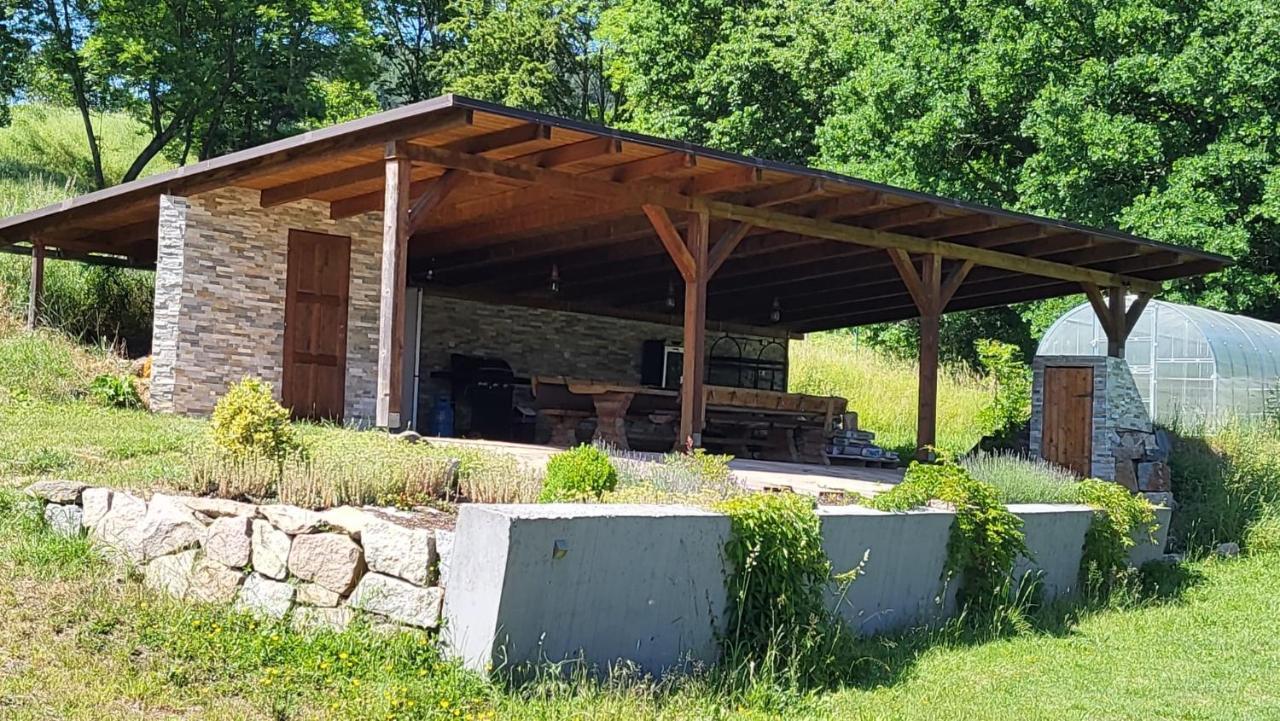 Apartman S Bazenem A Saunou Kadaň Exterior foto